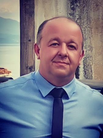 Заменик министер за информатичко општество и администрација